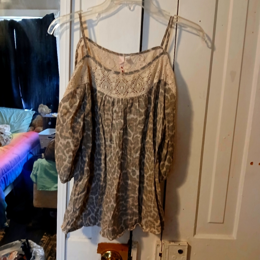 Cold shoulder shirt